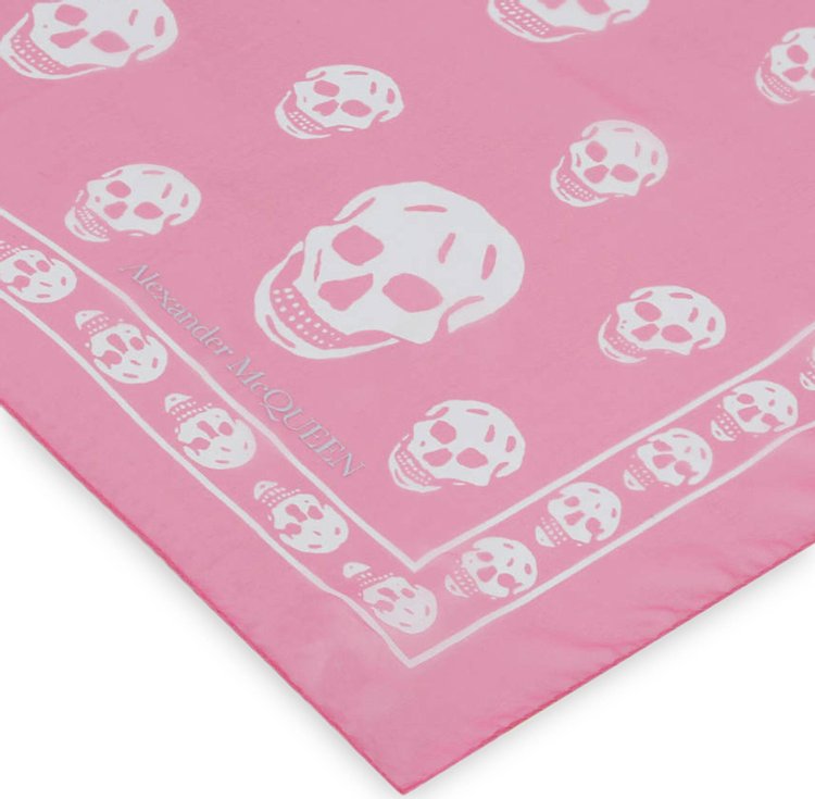 Alexander McQueen Classic Skull Scarf Pink