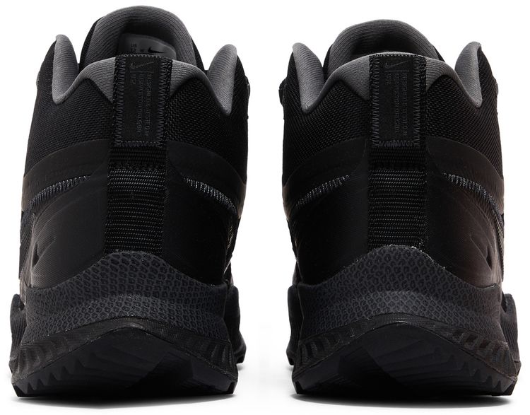 React SFB Carbon Mid Black Anthracite