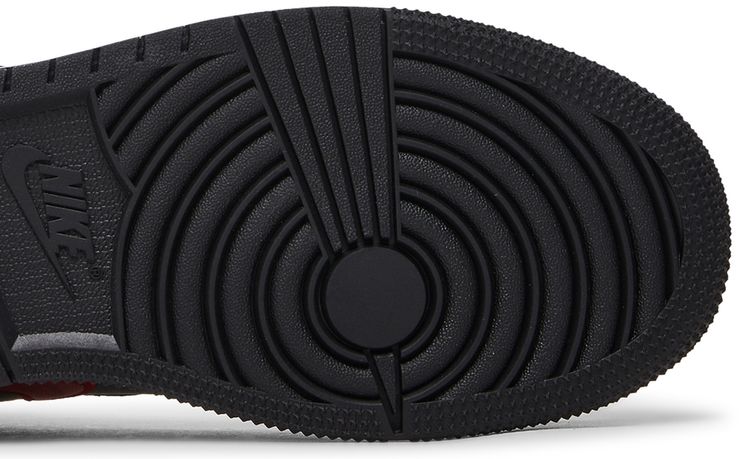 Air Jordan 1 High FlyEase GS Smoke Grey Gym Red