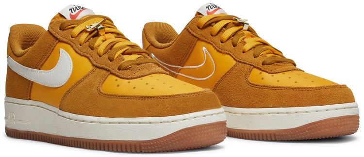 Nike Wmns Air Force 1 07 SE First Use   University Gold Gum