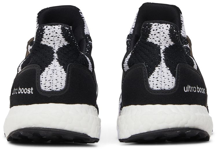 Marimekko x adidas Wmns UltraBoost DNA Rasymatto Dot