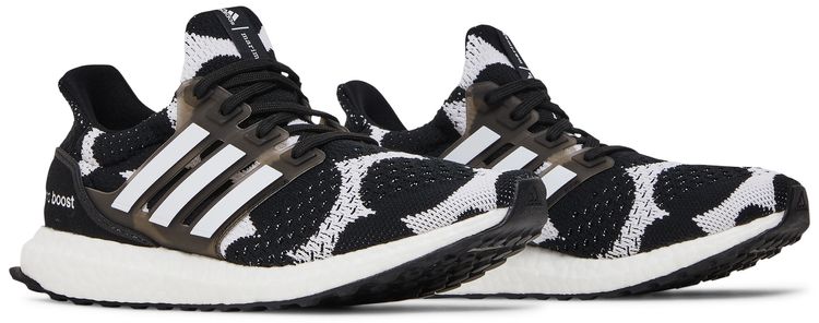 Marimekko x adidas Wmns UltraBoost DNA Rasymatto Dot