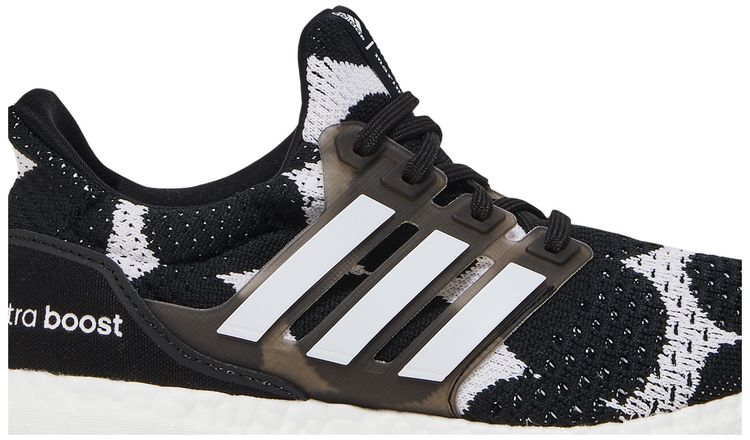 Marimekko x adidas Wmns UltraBoost DNA Rasymatto Dot