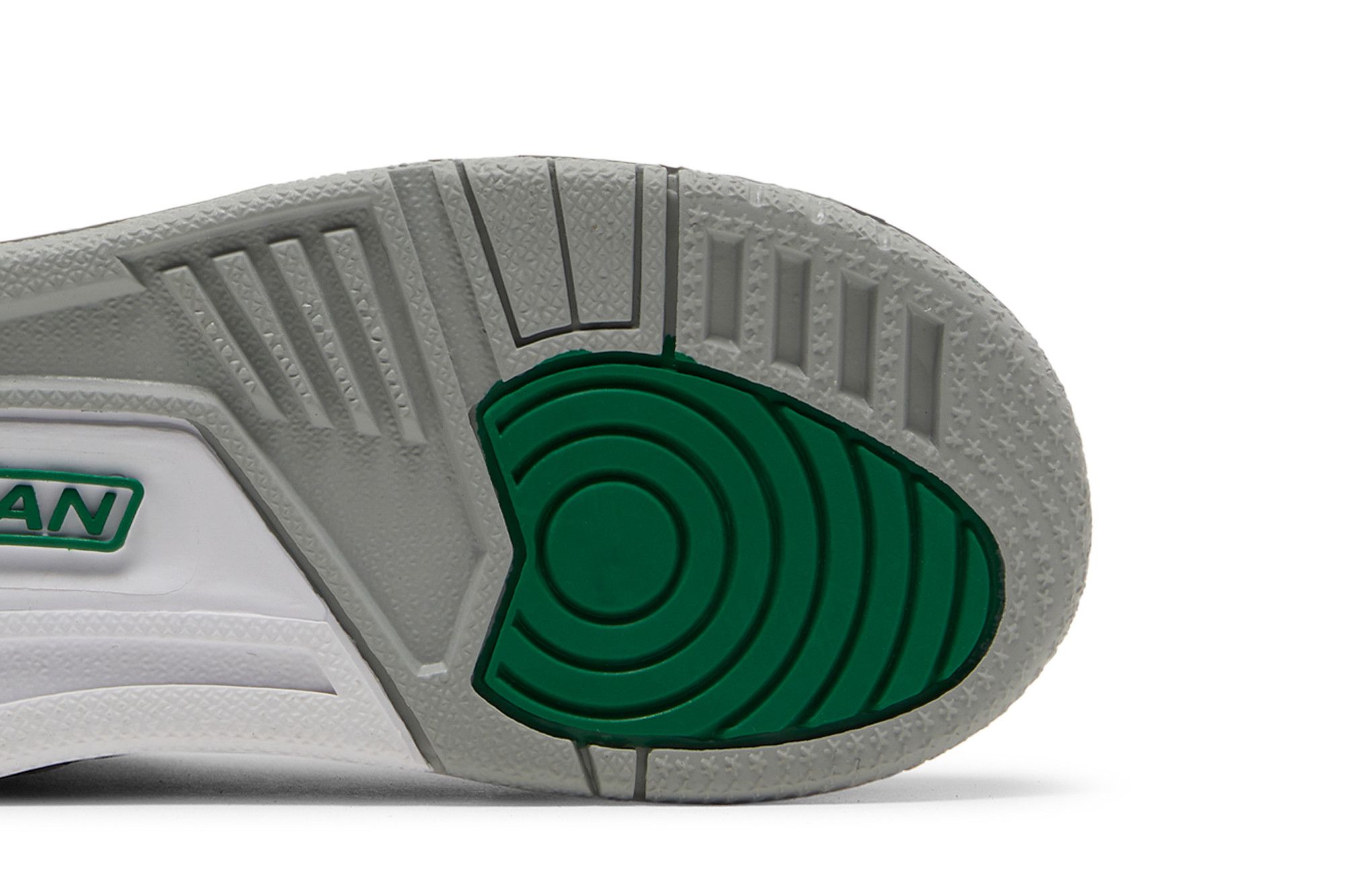 Retro 3 chlorophyll on feet discount