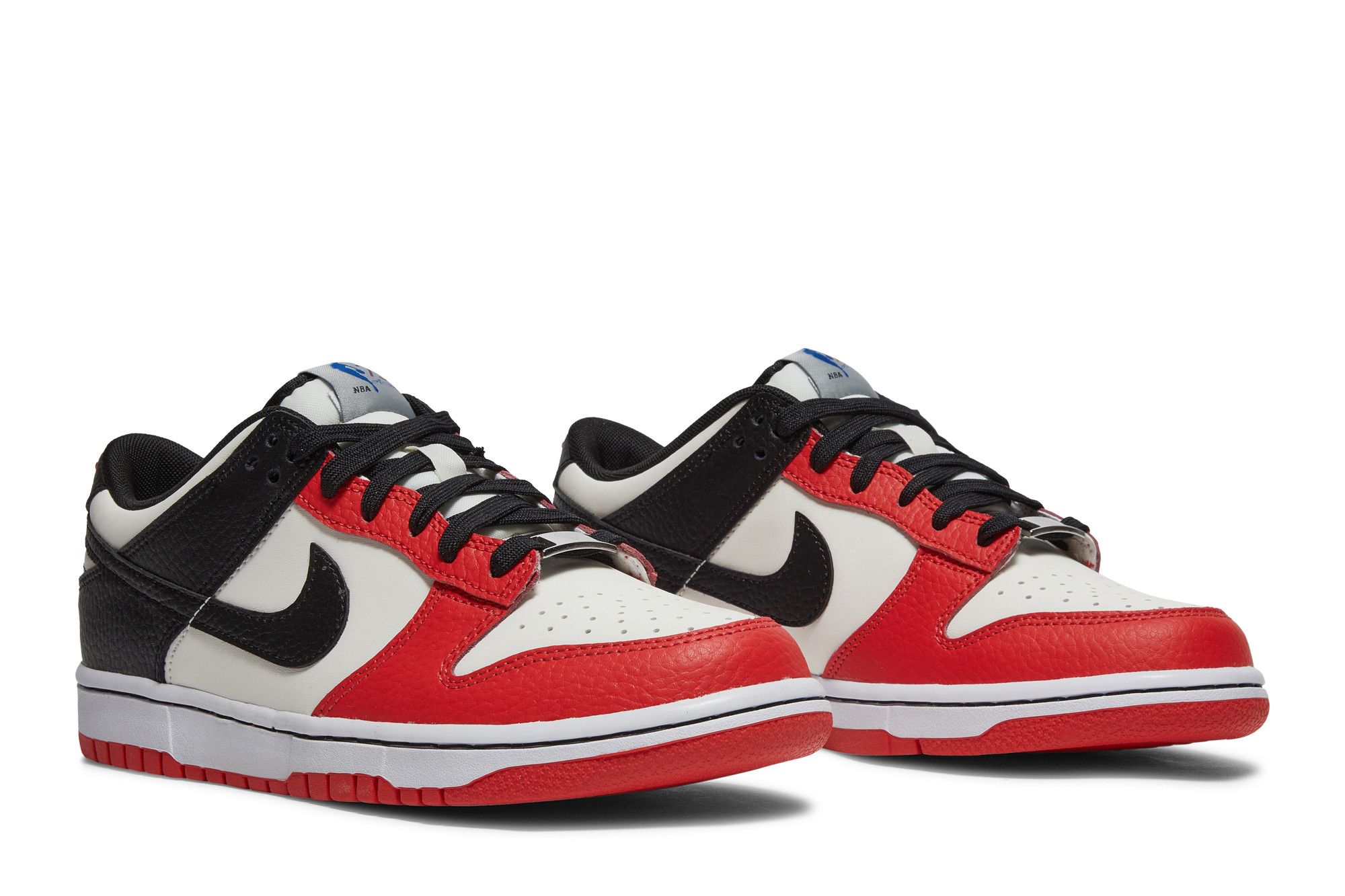 Size 3.5 NBA x Dunk Low EMB GS '75th Anniversary - Bulls'