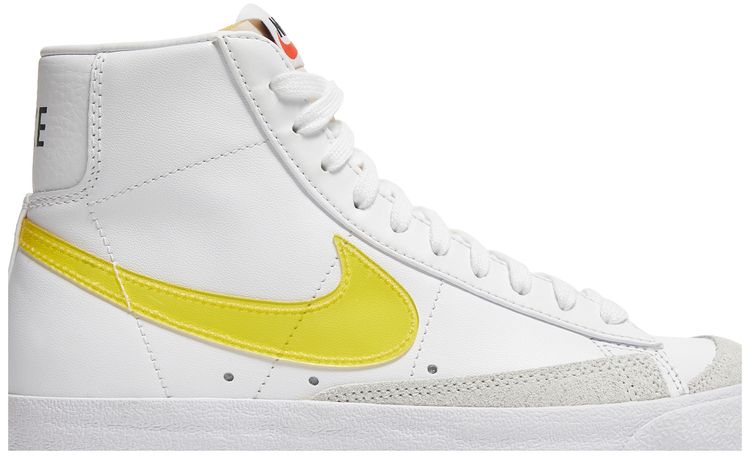 Nike Wmns Blazer Mid 77 Essential White Opti Yellow