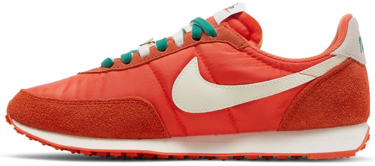 Nike Waffle Trainer 2 First Use   Orange