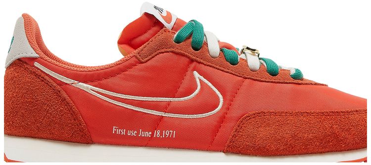 Nike Waffle Trainer 2 First Use   Orange