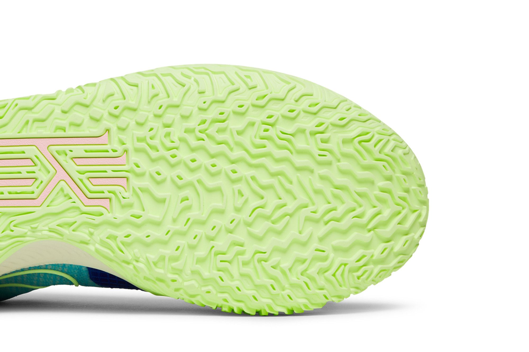 Buy Sue Bird x Nike Kyrie Low 4 'Dynasty' - CW3985 401 | GOAT