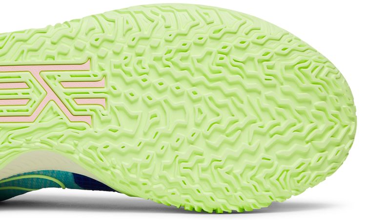 Sue Bird x Nike Kyrie Low 4 Dynasty