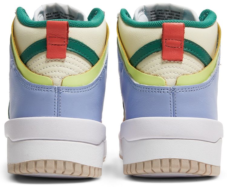 Nike Wmns Dunk High Rebel Cashmere Coral