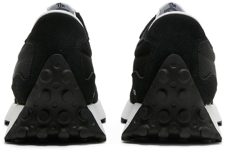 New Balance 327 Black Metallic Silver