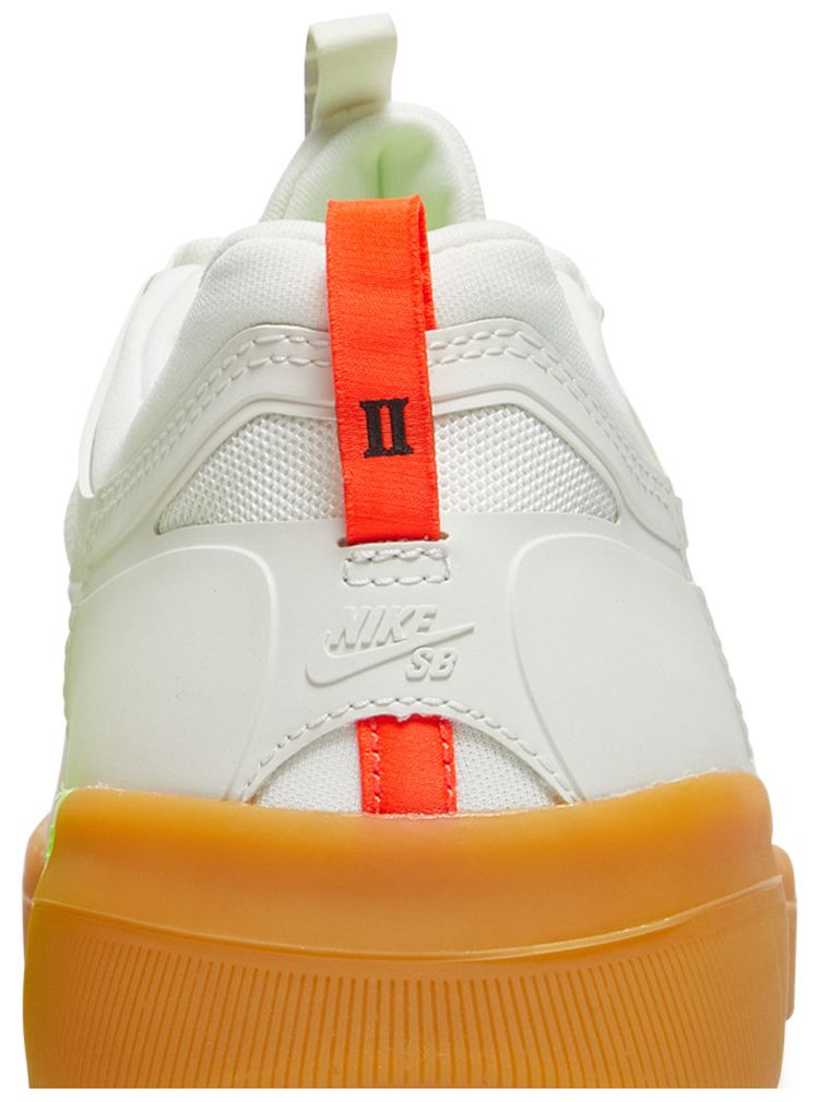 Nyjah Free 2 SB Rawdacious   Summit White