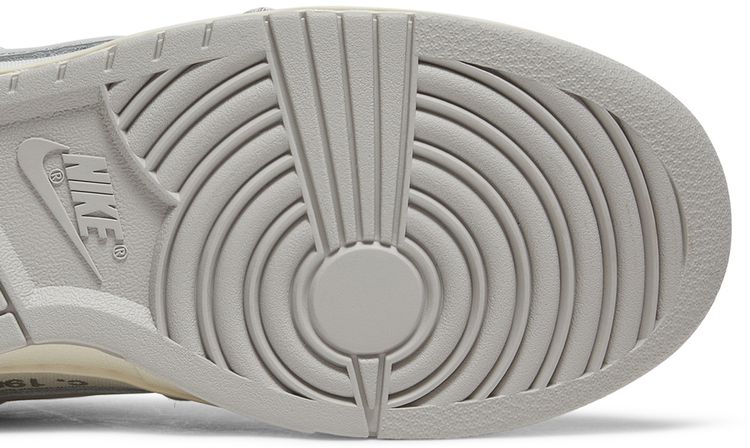 Nike Off White x Dunk Low Lot 42 of 50