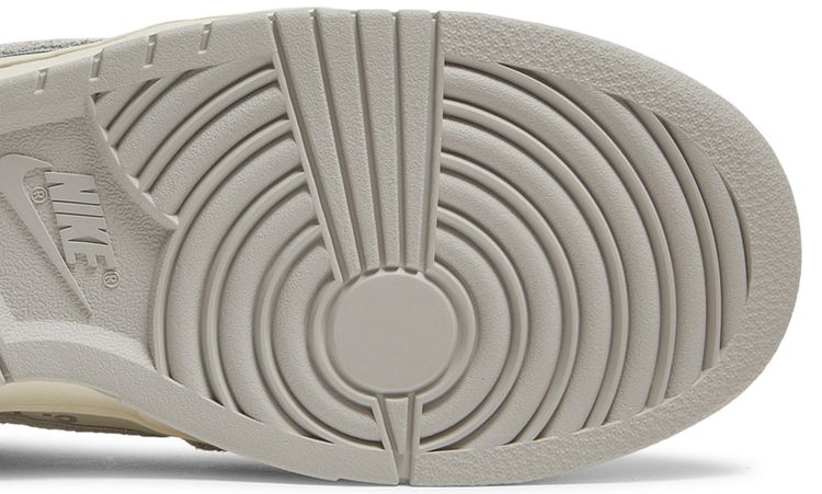 Nike Off White x Dunk Low Lot 34 of 50