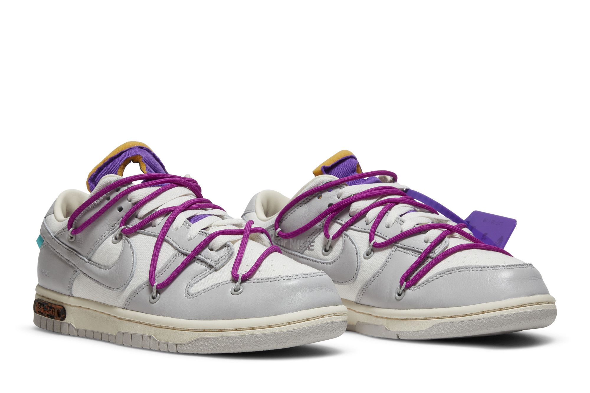 Nike sb dunk off white sales