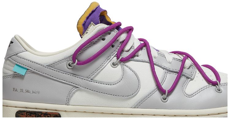 Off White x Nike Dunk Low Lot 28 of 50