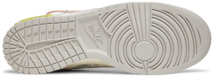 Off White x Nike Dunk Low Lot 24 of 50