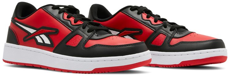 Reebok Resonator Low Black Vector Red