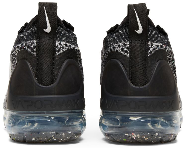Nike Wmns Air VaporMax 2021 Flyknit Oreo