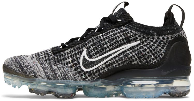Nike Wmns Air VaporMax 2021 Flyknit Oreo