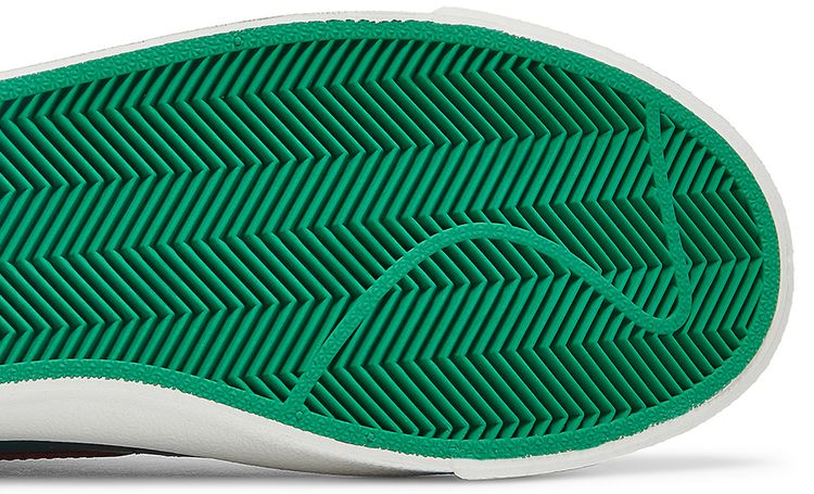 Nike Blazer Mid 77 Vintage Christmas Sweater