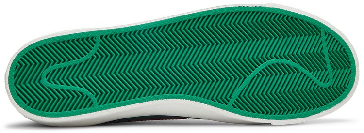 Nike Blazer Mid 77 Vintage Christmas Sweater