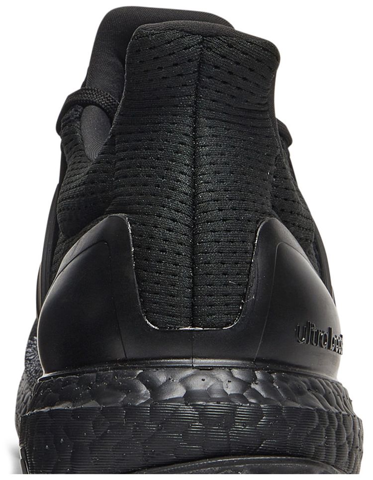 adidas UltraBoost 10 DNA Oreo Toe