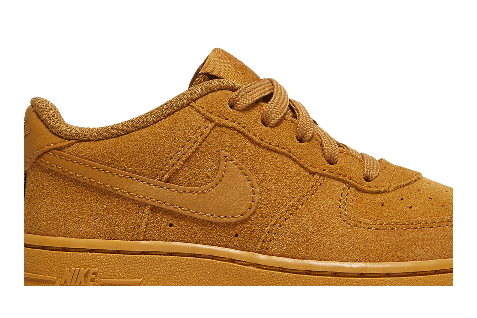 nike air force 1 07 lv8 wheat shimmer