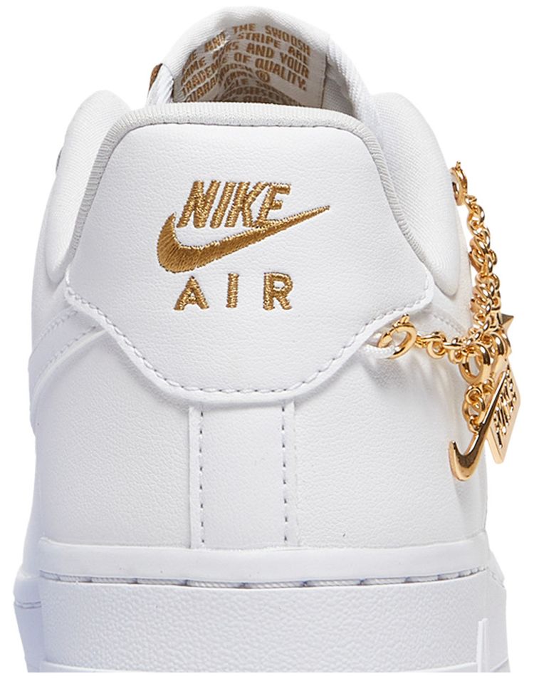 Wmns Air Force 1 07 LX Lucky Charms