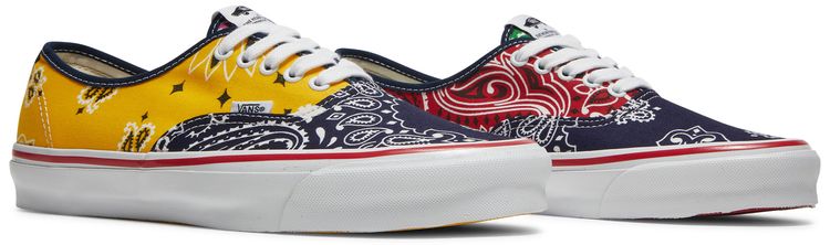 Bedwin  The Heartbreakers x Vans Authentic Bandana Pack   Multi A
