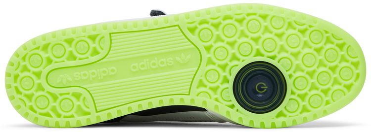 Xbox 360 x adidas Forum Mid 20th Anniversary
