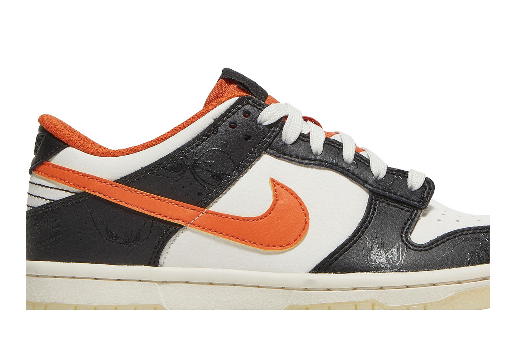 Buy Nike Dunk Low Premium GS 'Halloween' 2021 - DO3806 100 | GOAT