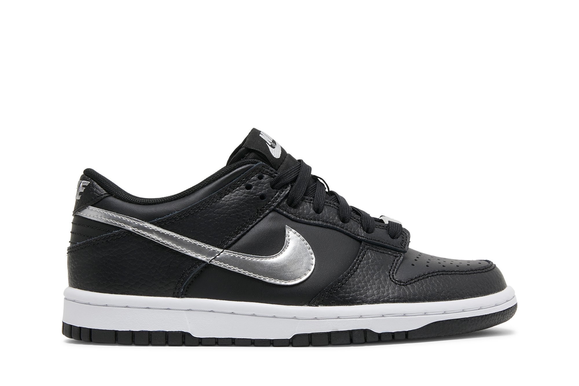 Buy NBA x Dunk Low EMB GS '75th Anniversary - Spurs' - DC9560 001 ...