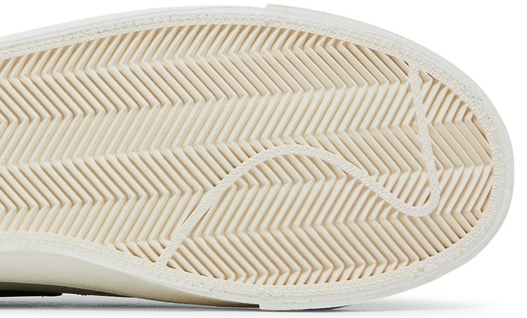 Nike Blazer Low 77 Premium Removable Swoosh   Black