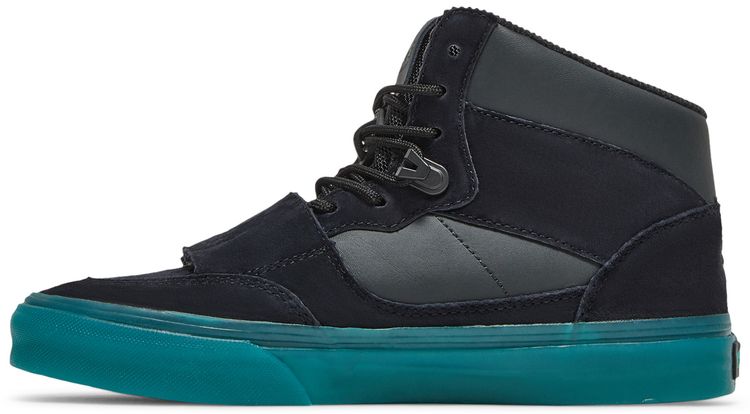C2H4 x Vans Mountain Edition Nightwalker