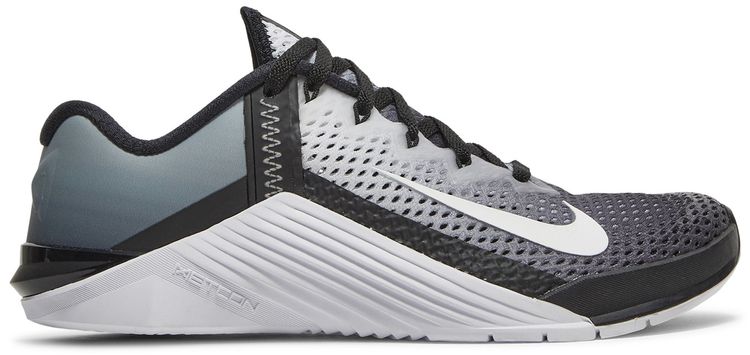 Nike Wmns Metcon 6 Black White