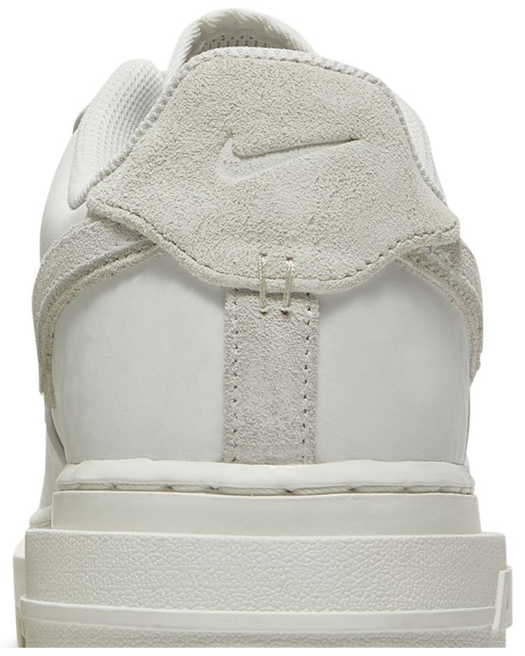 Nike Air Force 1 Luxe Triple White