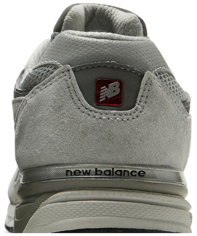 New Balance 990v3 Big Kid Grey