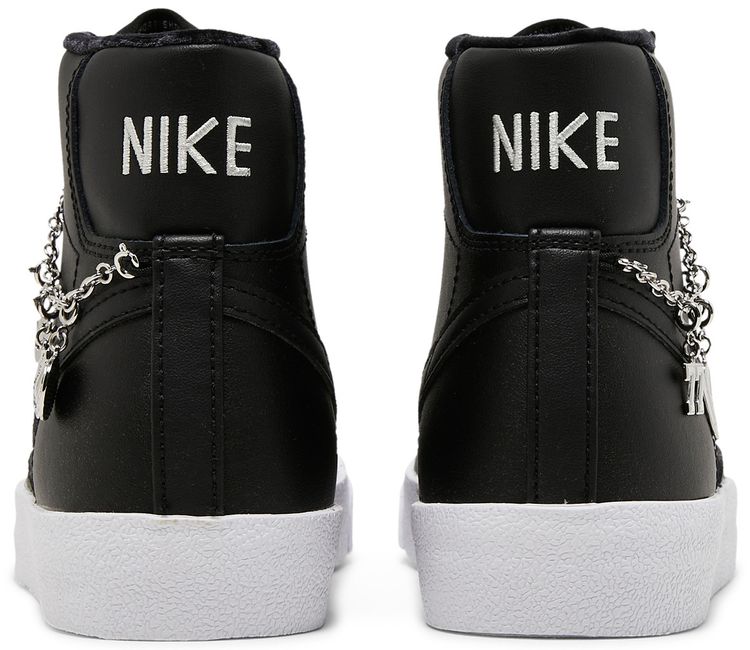 Nike Wmns Blazer Mid 77 LX Lucky Charms   Black