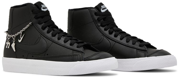 Nike Wmns Blazer Mid 77 LX Lucky Charms   Black