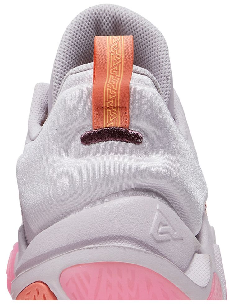 Nike Giannis Immortality GS Force Field