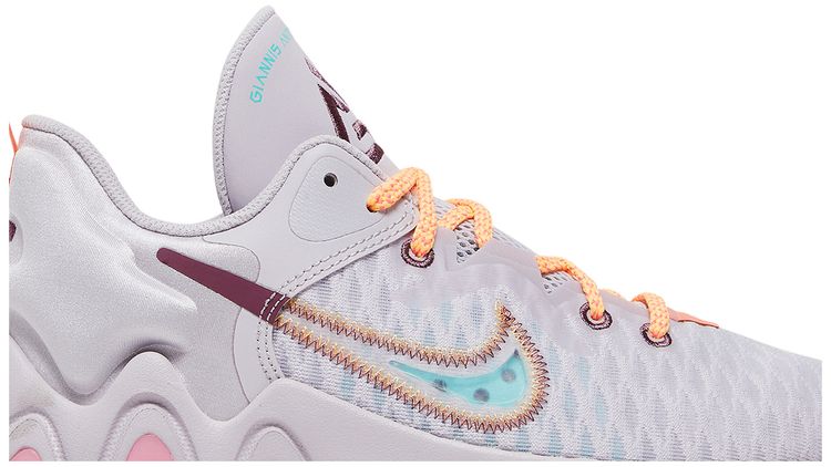 Nike Giannis Immortality GS Force Field