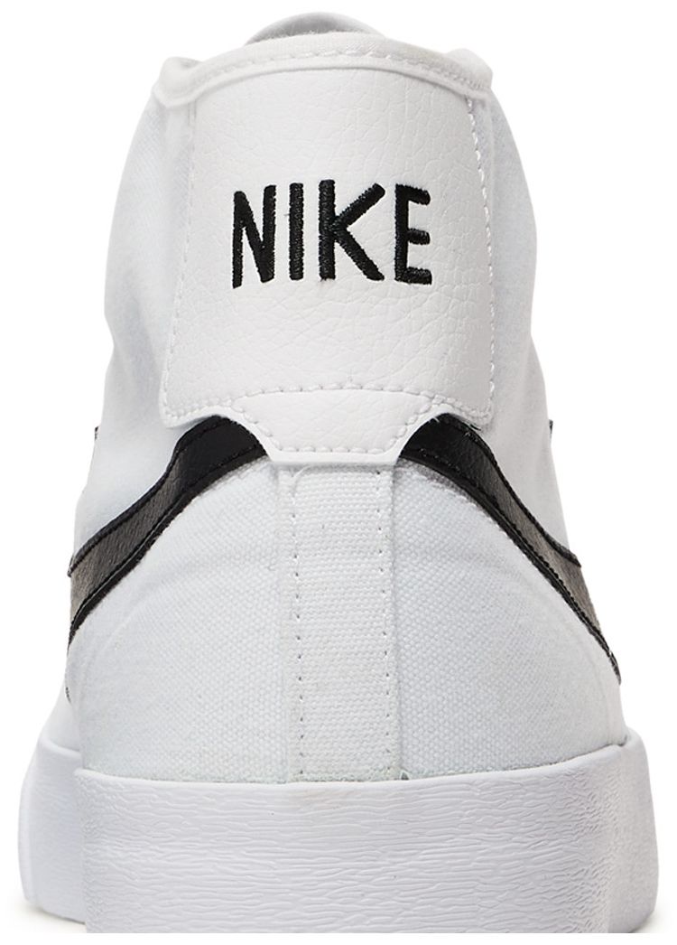 Nike Blazer Court Mid SB White Black