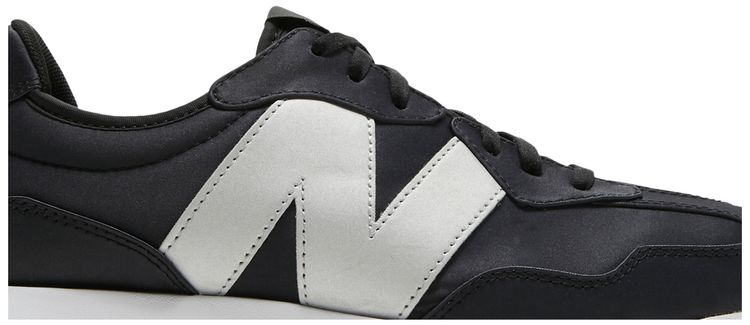 New Balance Wmns 327 Black Gunmetal
