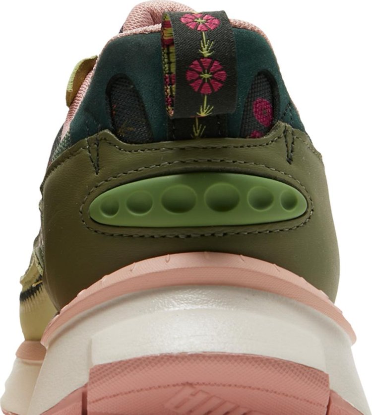 Liberty of London x Wmns Wild Rider 2 Floral