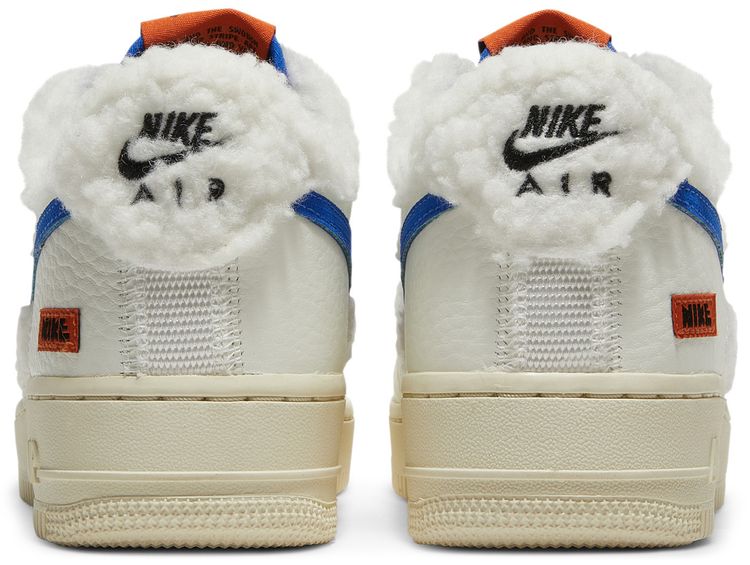 Nike Wmns Air Force 1 07 Sherpa Fleece