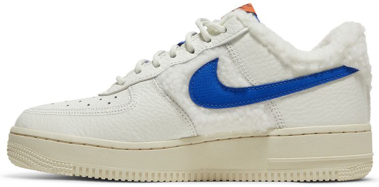 Nike Wmns Air Force 1 07 Sherpa Fleece