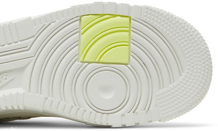 Nike Wmns Air Force 1 Pixel SE Leopard