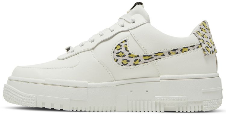 Nike Wmns Air Force 1 Pixel SE Leopard